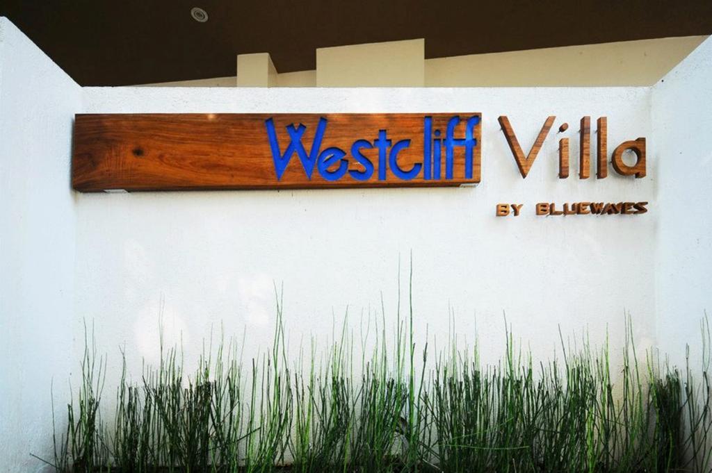 Bluewaves Westcliff Villa Balabag  Exteriér fotografie